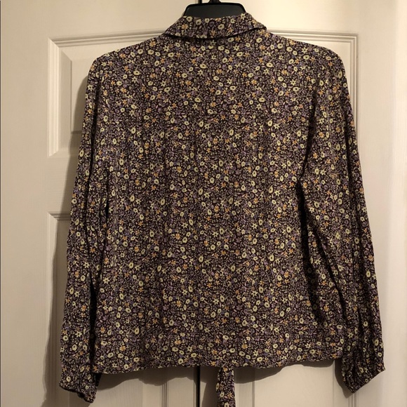 LC Lauren Conrad Long Sleeve Tie Front Shirt XL - Picture 3 of 4
